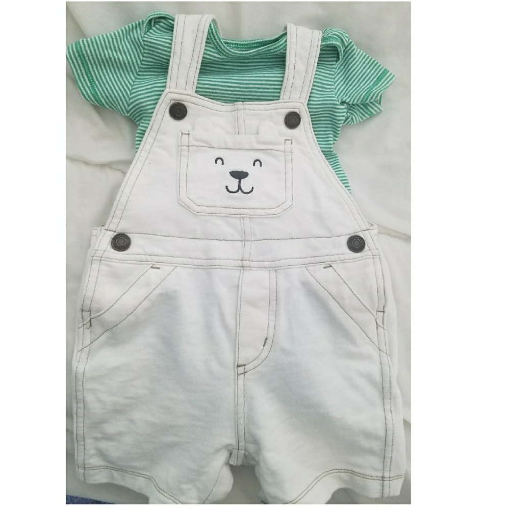 Carter's 12 month teddy shortall set